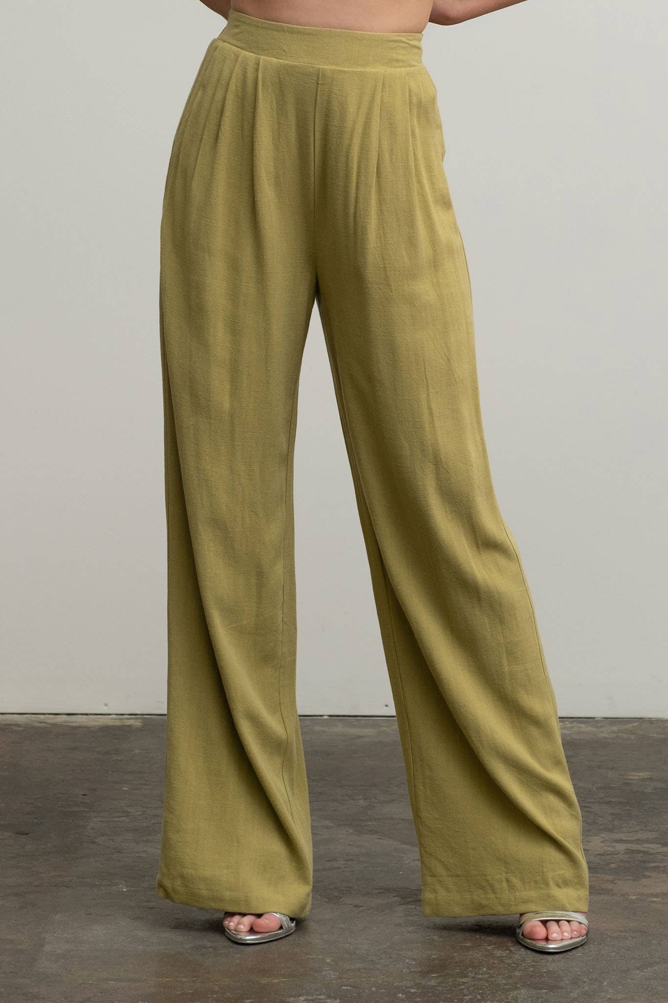HIGH WAIST WIDE LEG PLEATED LINEN PANTS