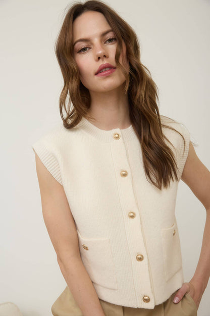 GOLD BUTTON SLEEVELESS POCKET DETAIL KNIT VEST