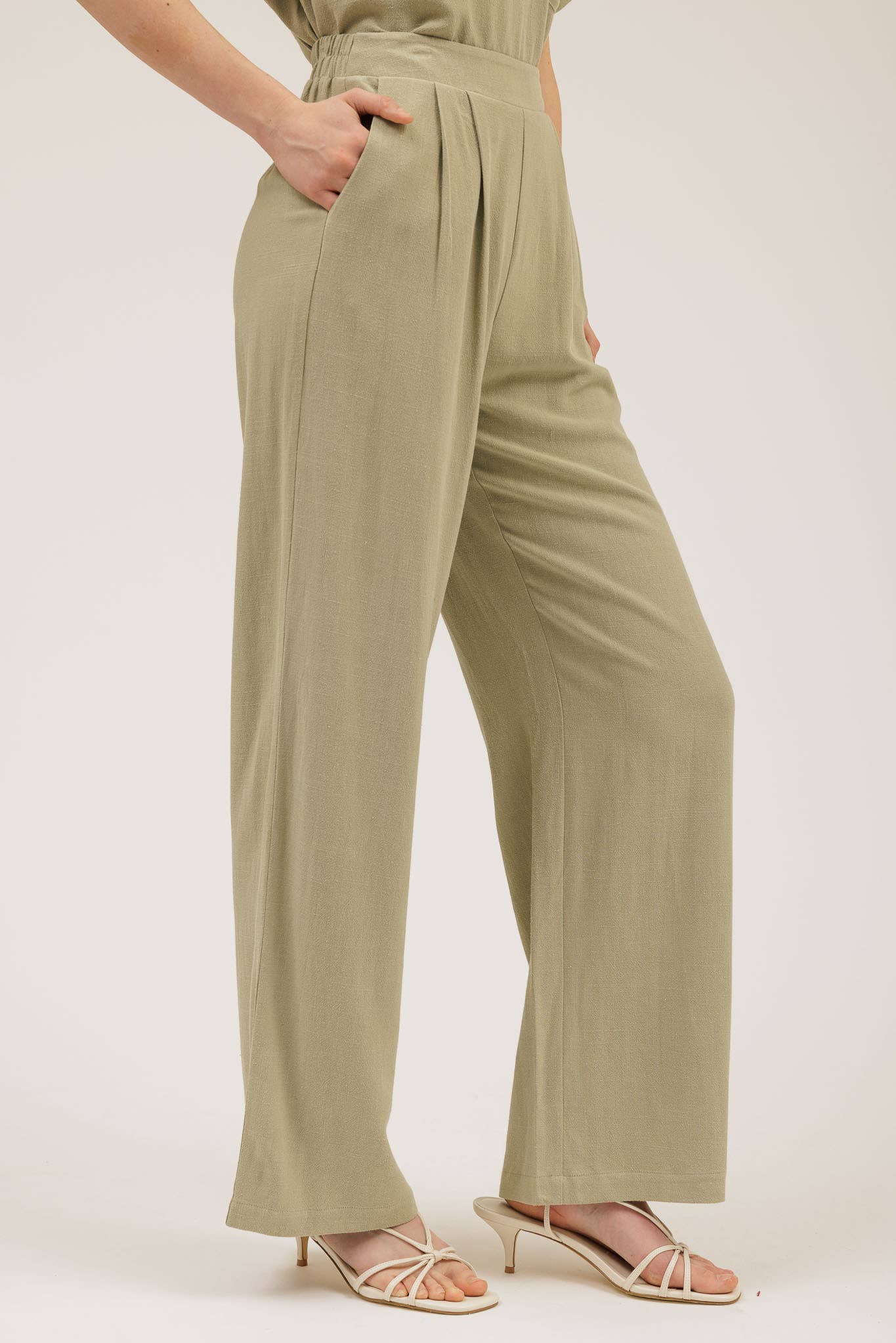 HIGH WAIST WIDE LEG PLEATED LINEN PANTS