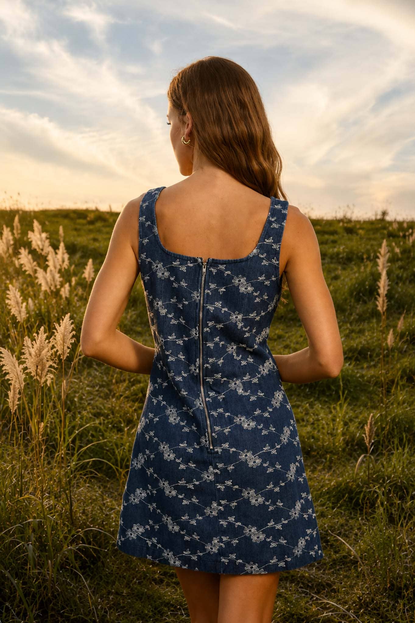 FLORAL EMBROIDERY BASQUE WAIST DENIM MINI DRESS