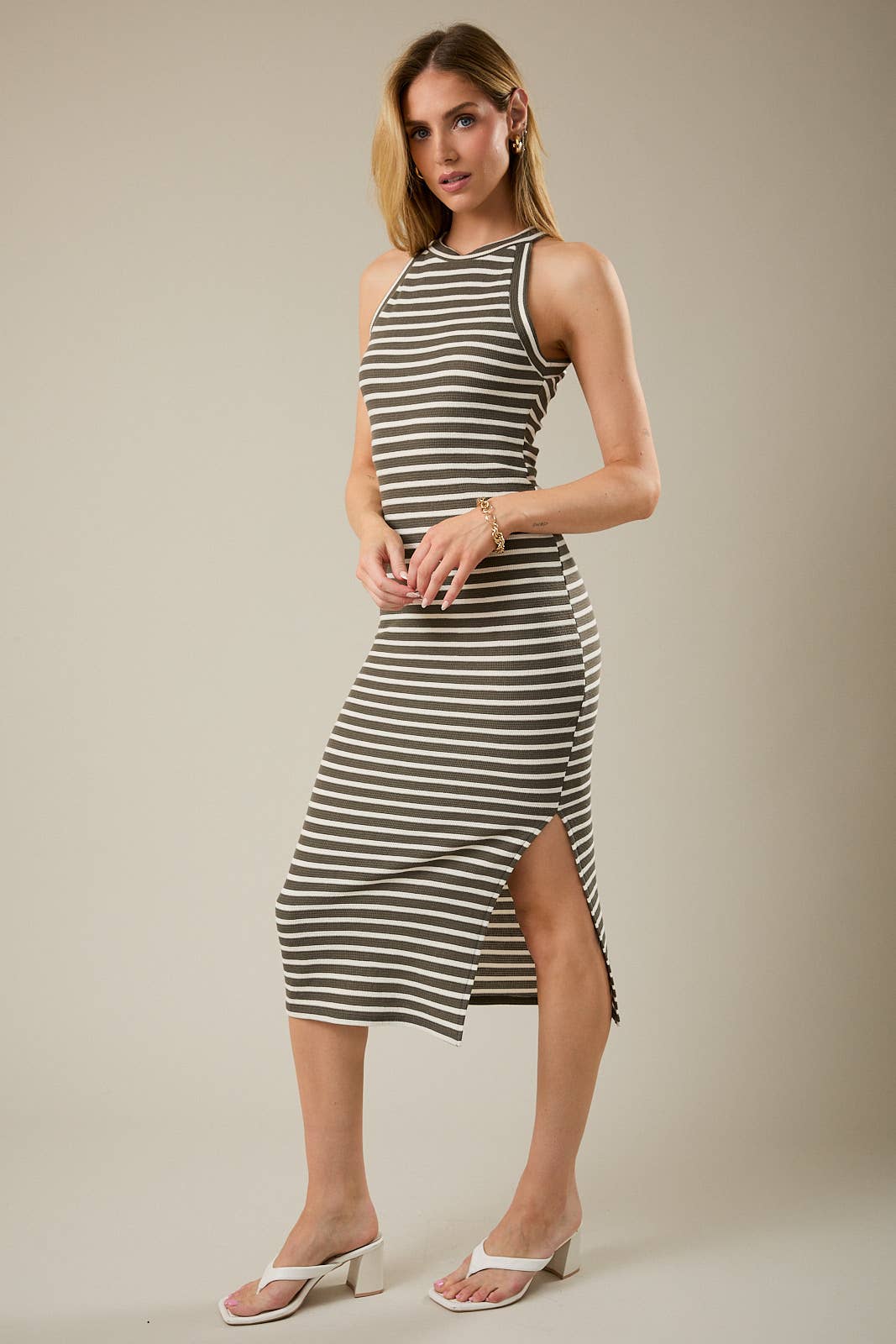 HALTER NECK SLEEVELESS MIDI DRESS
