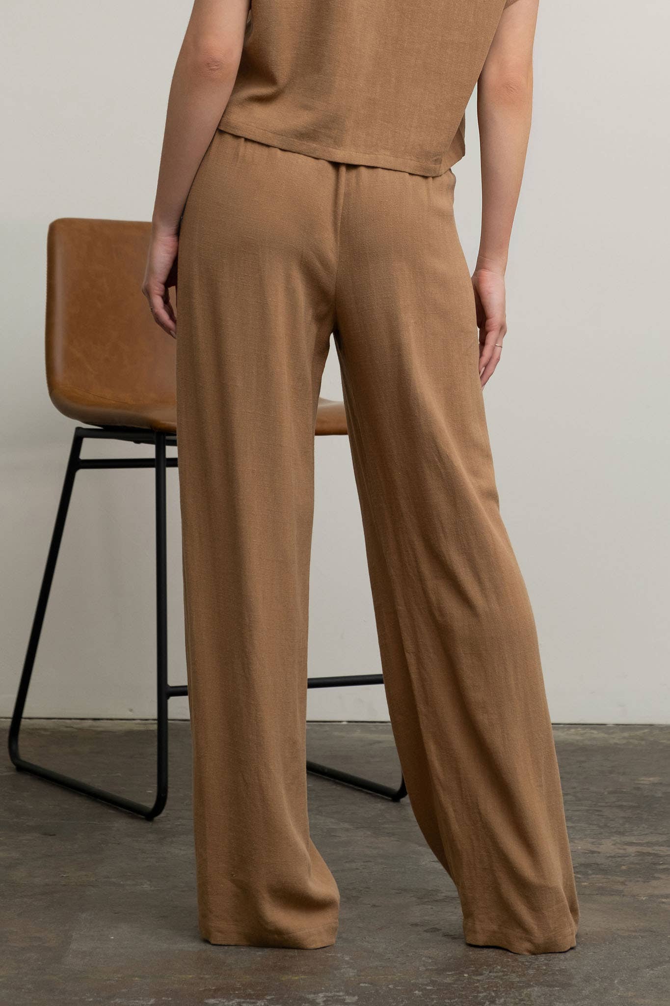 HIGH WAIST WIDE LEG PLEATED LINEN PANTS