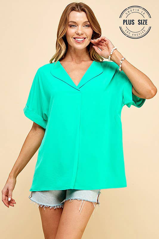 PLUS SOLID COLLARED SHORT SLEEVE LOOSE BOXY TOP